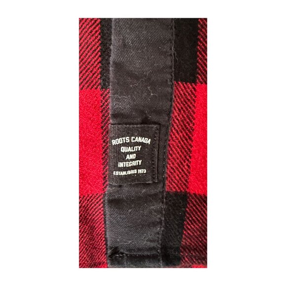 ROOTS Flannel Red & Black Plaid Shirt - Unisex - Picture 4 of 5